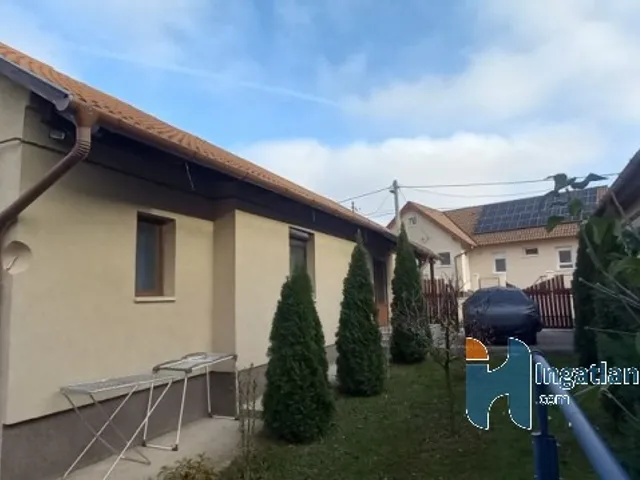 Eladó ház Isaszeg 255 nm