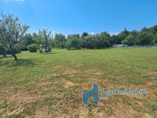Eladó mezőgazdasági ingatlan Cserszegtomaj 1613 nm