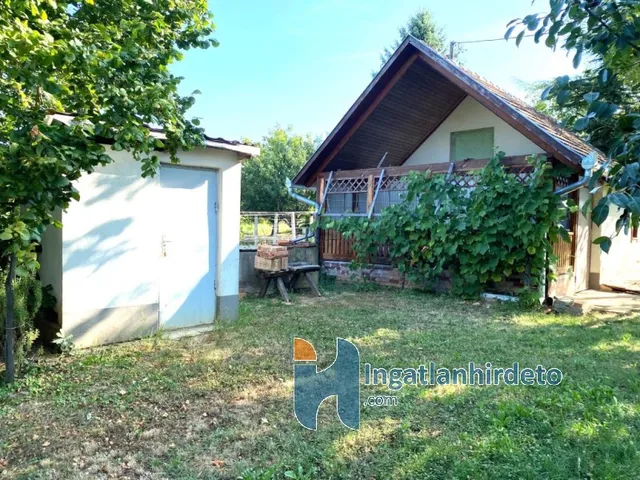 Eladó mezőgazdasági ingatlan Szentgyörgyvár 2182 nm