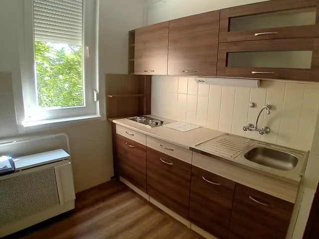 Eladó lakás Zalaegerszeg