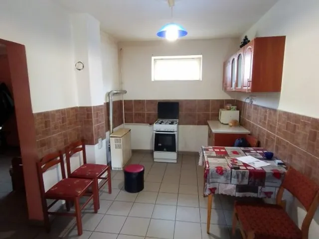 Eladó ház Hort 2158 nm