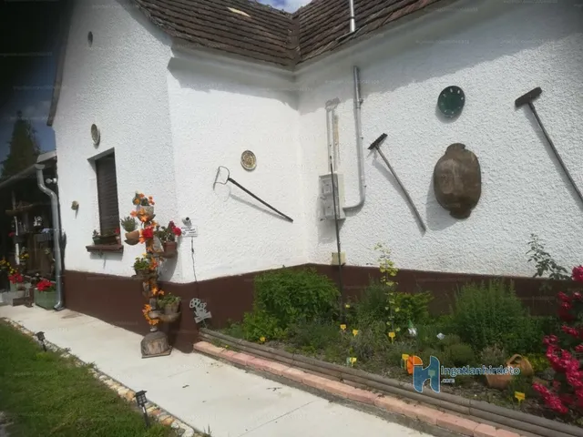 Eladó ház Kerkabarabás 738 nm