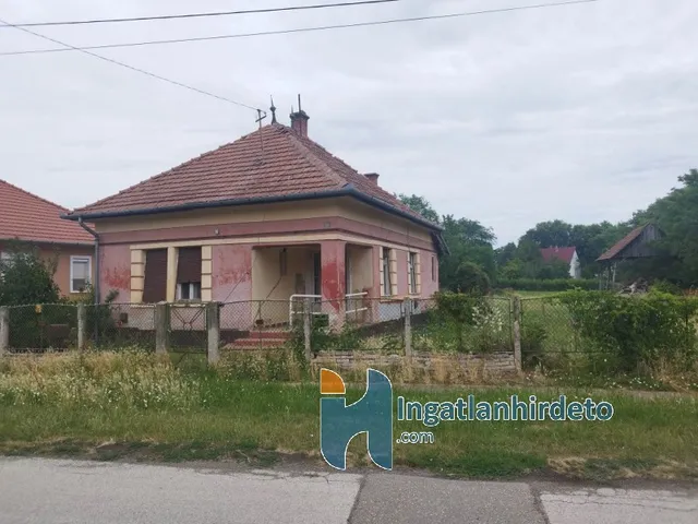 Eladó ház Báránd 1700 nm