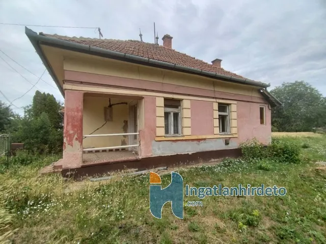 Eladó ház Báránd 1700 nm