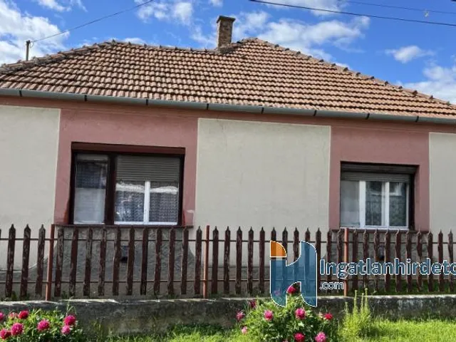 Eladó ház Sirok 995 nm
