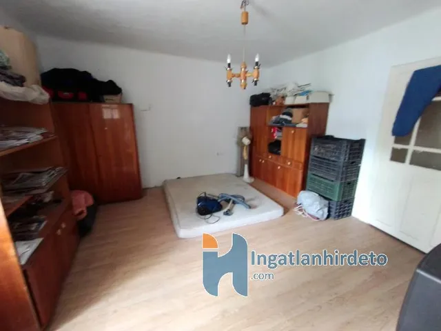 Eladó ház Héhalom 1271 nm