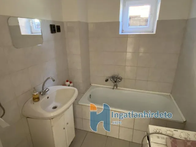 Eladó ház Jászárokszállás 650 nm