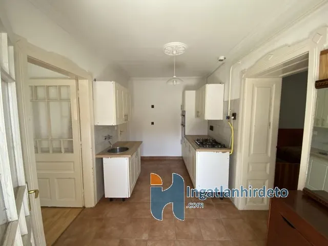 Eladó ház Jászárokszállás 650 nm