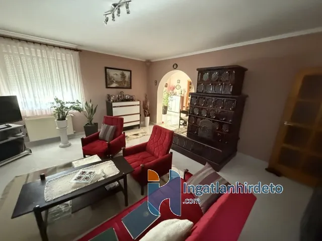 Eladó ház Zalaegerszeg, Csács 738 nm