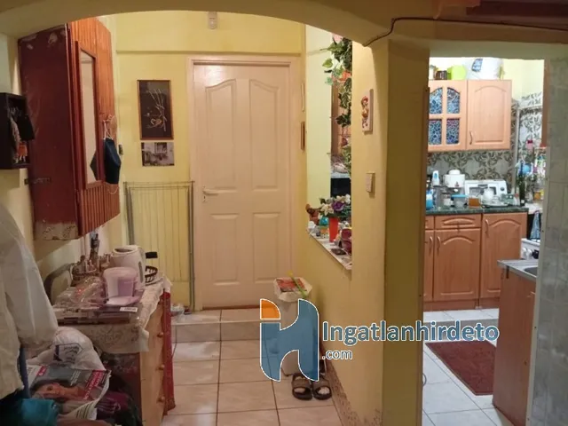 Eladó ház Budapest XIX. kerület, Kertváros 381 nm