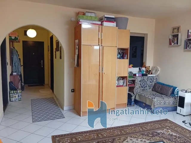 Eladó lakás Galgamácsa