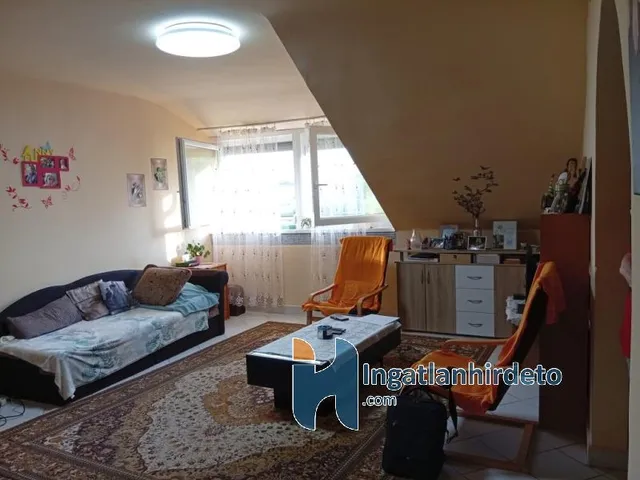 Eladó lakás Galgamácsa