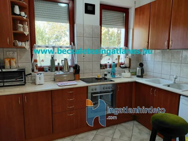 Eladó ház Zalaegerszeg, Kertváros 217 nm
