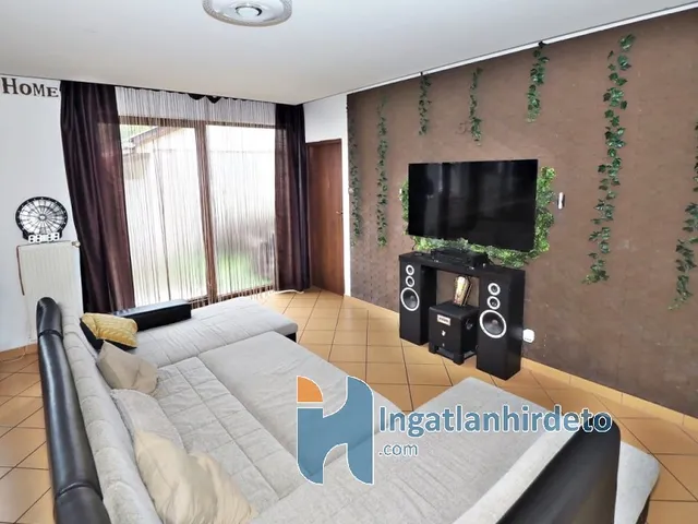 Eladó ház Budapest XV. kerület, Rákospalota 214 nm