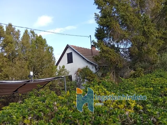 Eladó üdülő és hétvégi ház Jászdózsa 1104 nm