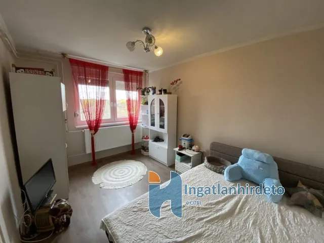 Eladó lakás Hort