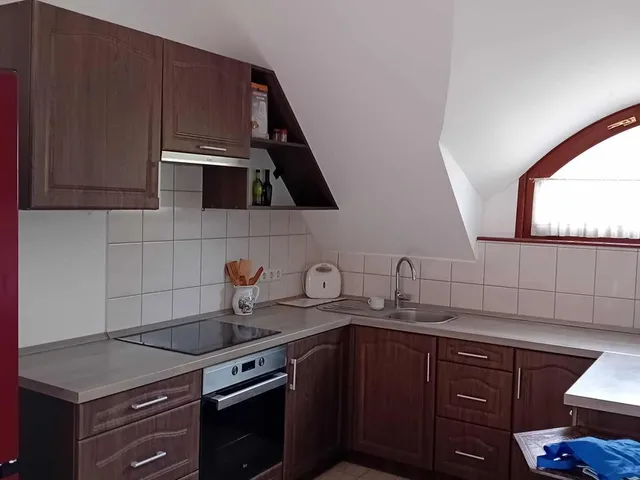 Eladó lakás Alsópáhok