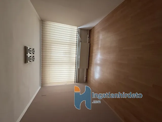 Kiadó kereskedelmi és ipari ingatlan Zalaegerszeg