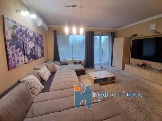 Eladó ház Budapest XVIII. kerület, Erzsébettelep 307 nm