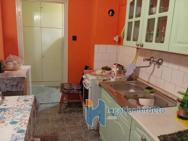 Eladó lakás Jászberény