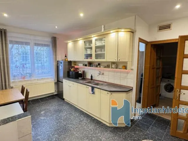 Eladó lakás Budapest X. kerület