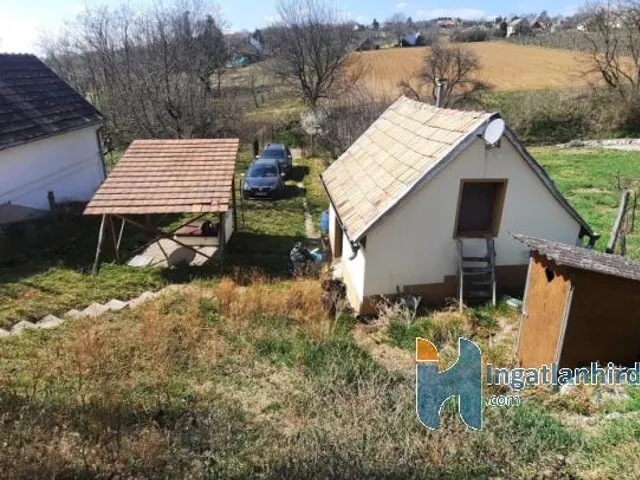 Eladó mezőgazdasági ingatlan Rezi 1014 nm