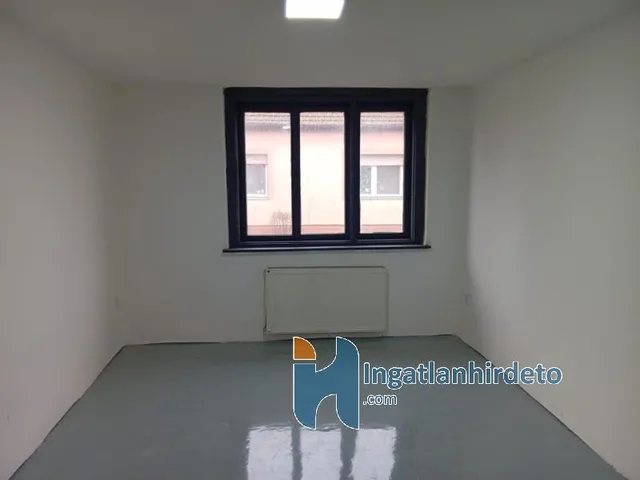 Eladó ház Hatvan 697 nm