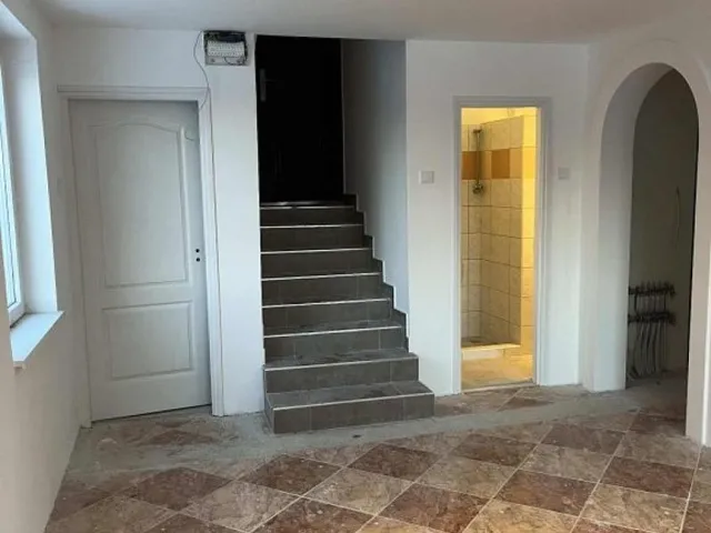 Eladó ház Szűcsi 1100 nm