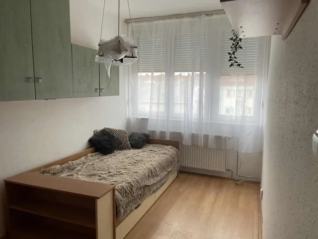 Eladó lakás Zalaegerszeg