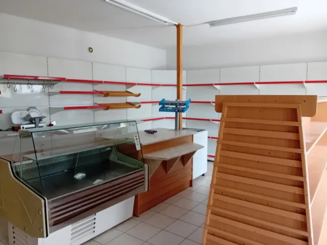 Eladó kereskedelmi és ipari ingatlan Zalalövő 2200 nm