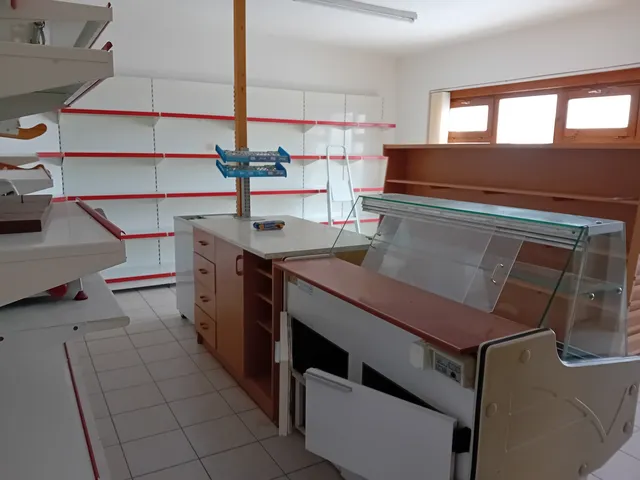 Eladó kereskedelmi és ipari ingatlan Zalalövő 2200 nm