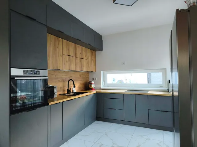 Eladó ház Teskánd 400 nm