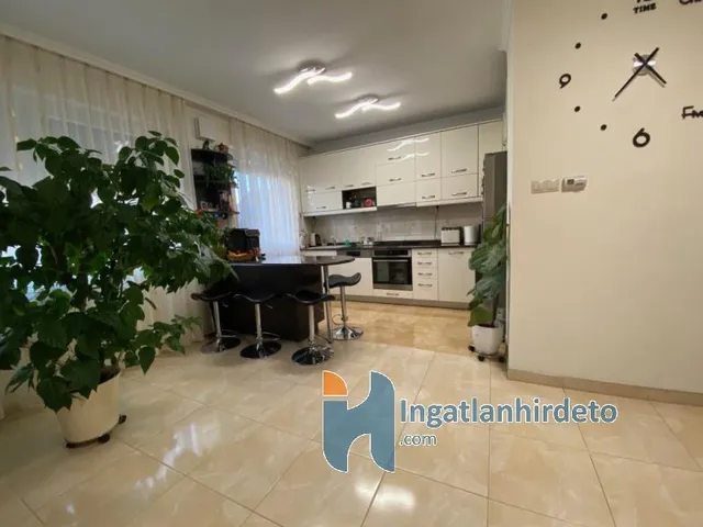 Eladó ház Debrecen, Pércsikert 440 nm