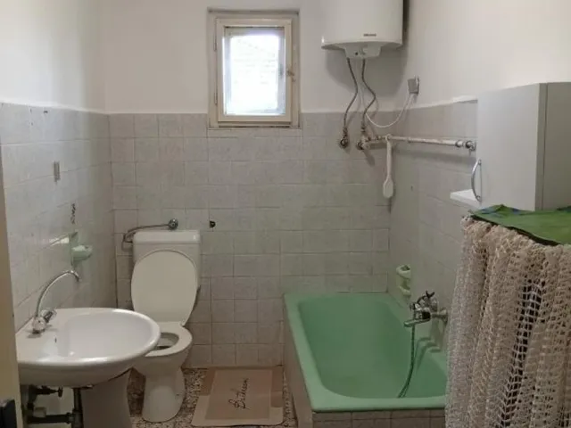 Eladó ház Hatvan, Újhatvan 1450 nm