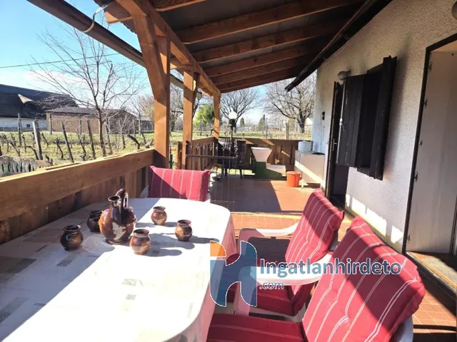 Eladó üdülő és hétvégi ház Rezi 2024 nm