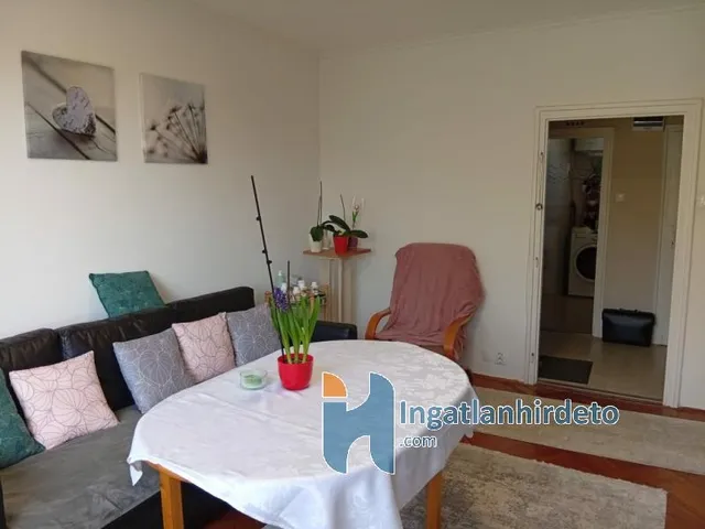 Eladó lakás Jászberény