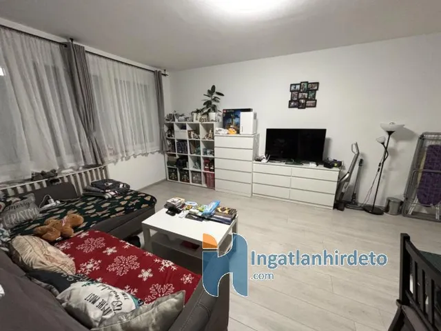 Eladó lakás Budapest X. kerület, Újhegy