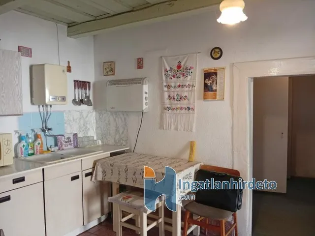 Eladó ház Galgahévíz 295 nm