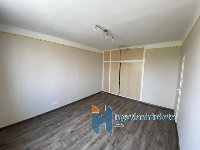 Eladó lakás Gyöngyös