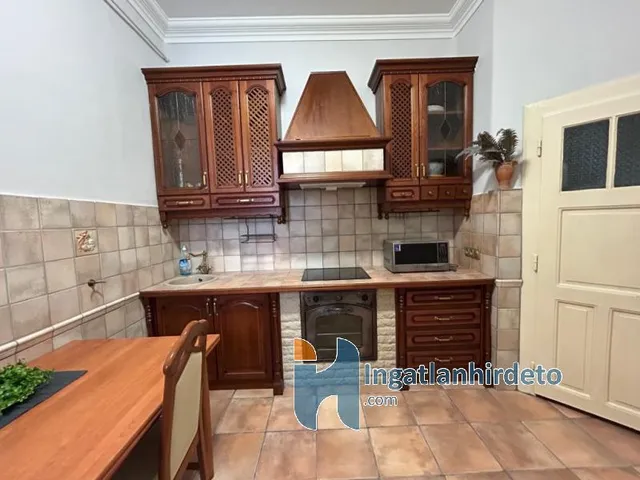 Eladó lakás Debrecen, Óváros