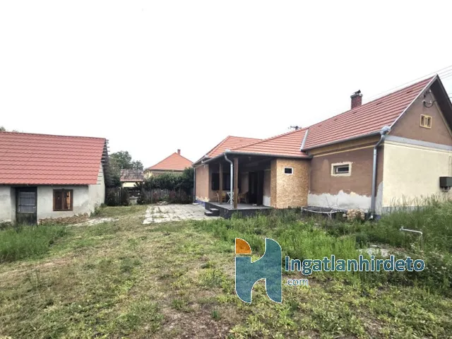 Eladó ház Zalaszentlászló 3093 nm