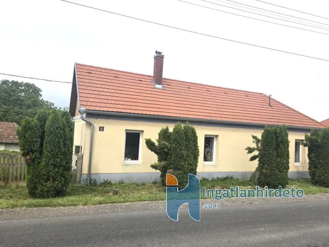 Eladó ház Zalaszentlászló 3093 nm