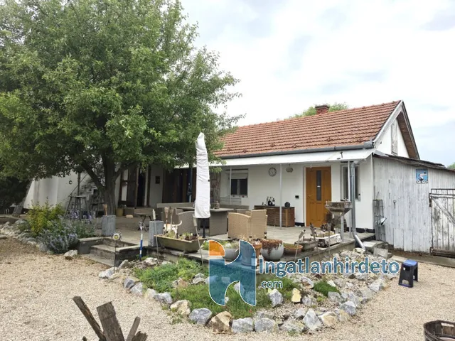 Eladó ház Balatonszentgyörgy 1601 nm
