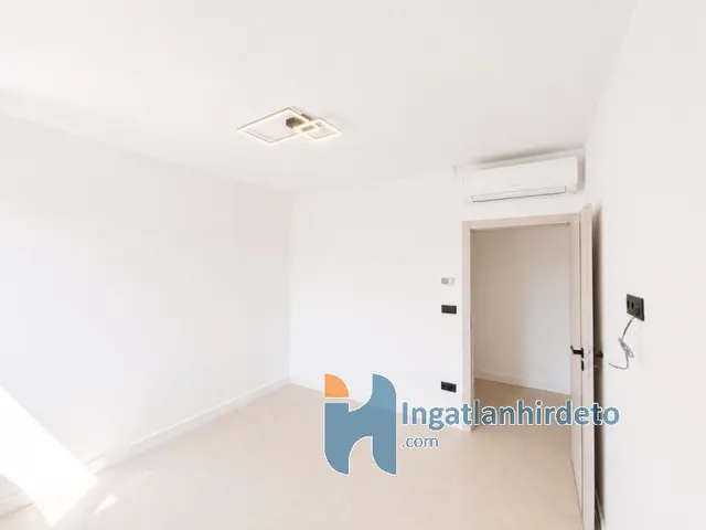 Eladó ház Debrecen, Belváros 240 nm