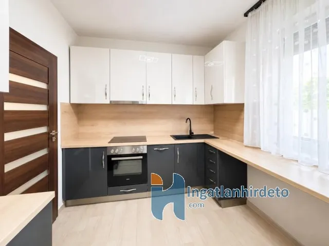 Eladó ház Debrecen, Józsa 429 nm