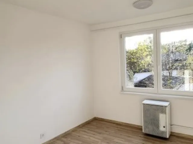 Eladó lakás Jászberény