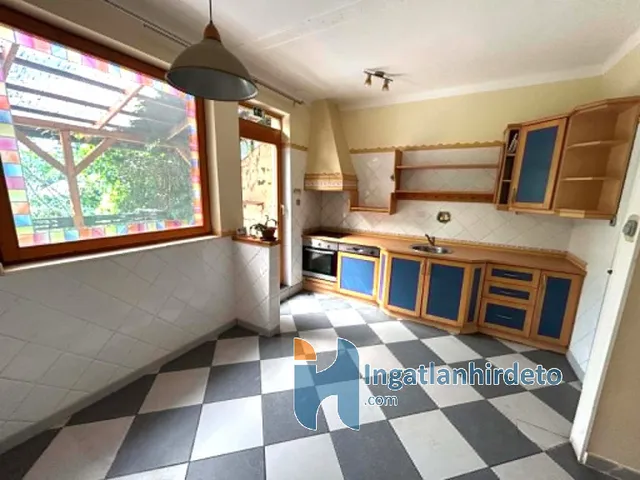 Eladó ház Sárvár, Lánkapuszta 352 nm