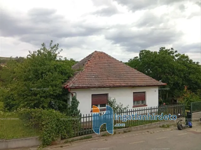 Eladó ház Kisnémedi 1500 nm