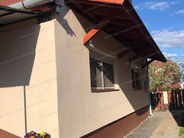 Eladó ház Kaposvár, Cser 103 nm
