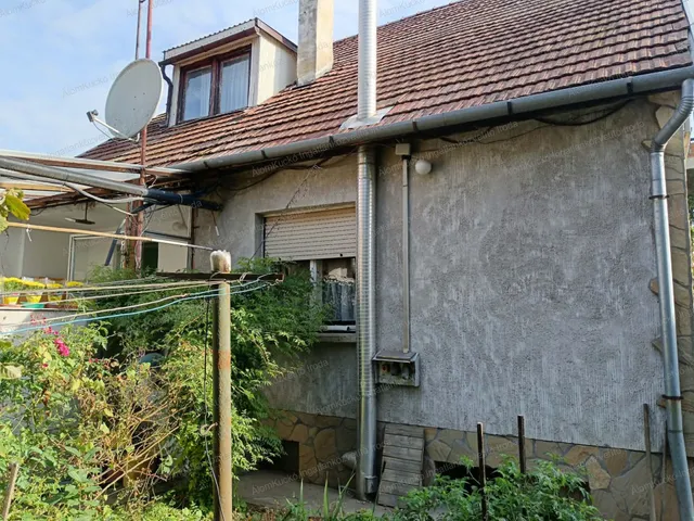 Eladó ház Kaposvár, Toponár 168 nm